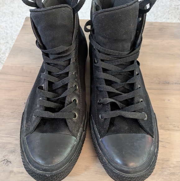 Men's black high top Chuck Taylors - Picture 1 of 6
